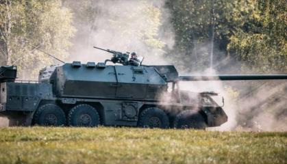 The First Two Zuzana Self-Propelled Howitzers Will Be Handed Over to Ukraine