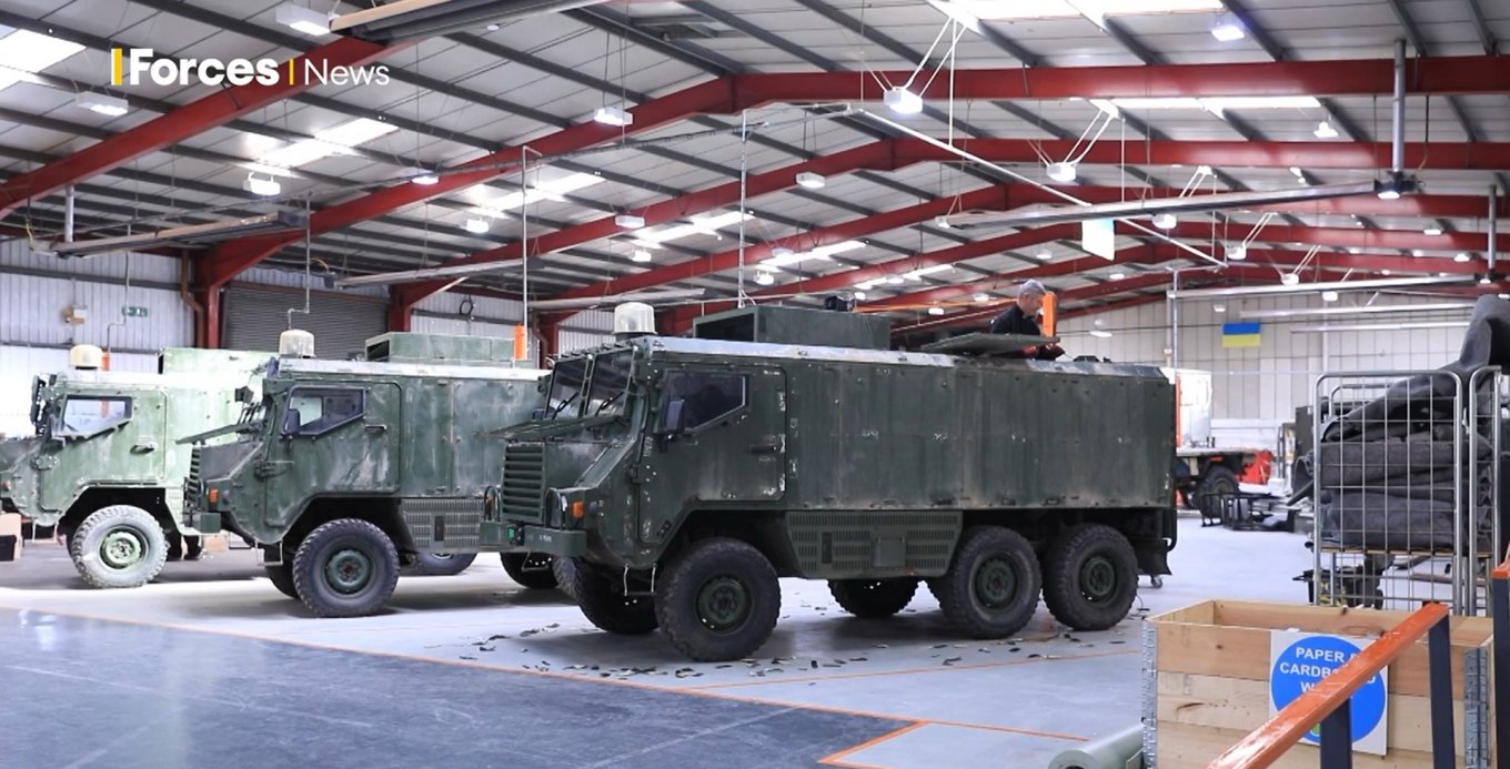 British Army Vehicles are Transforming Into Ambulances for Ukraine, Defense Express
