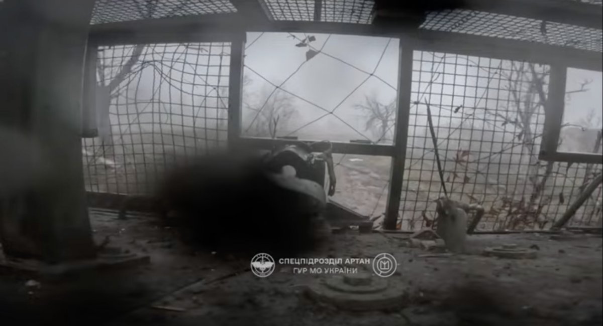 Ukrainian special forces conducted offensive actions in Zaporizhzhia region Defense Express Robotic Vehicle, FPV Drones, and "Waiting Drones" Evacuate Soldiers Under Mortar and Grad Fire (Video)