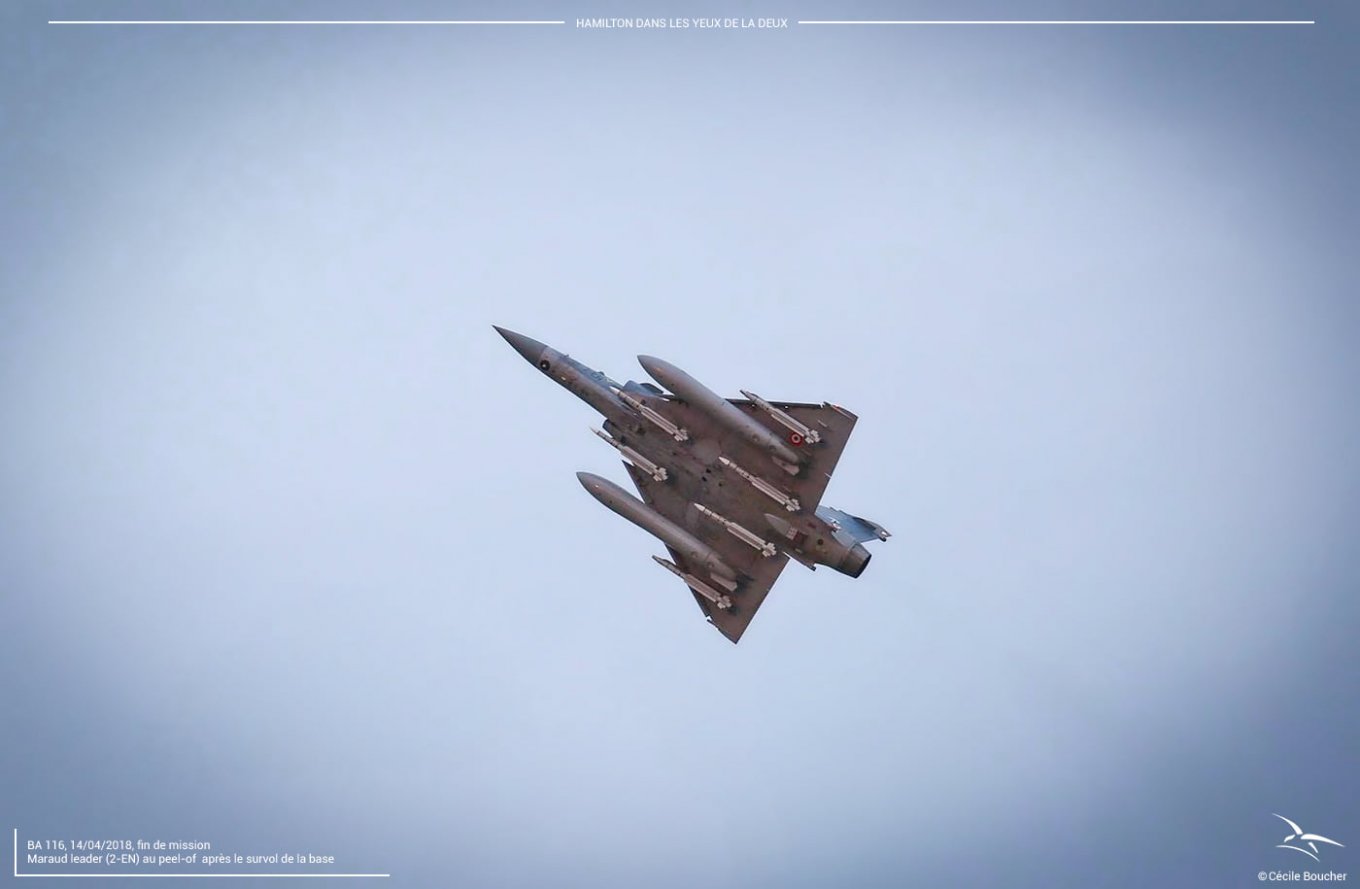 Mirage-2000-5 với MICA