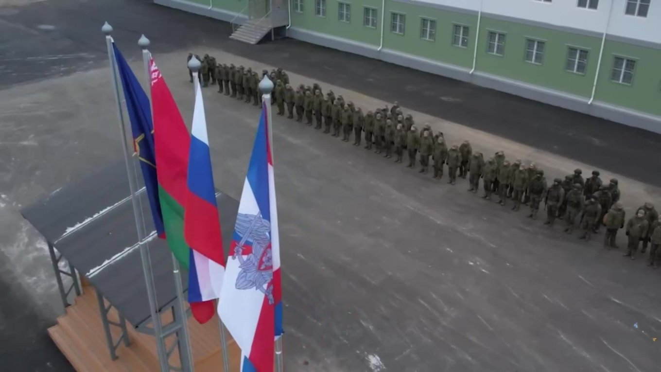 russians Didn't Show Oreshnik Missile in Belarus but Revealed Other Important Details, Defense Express