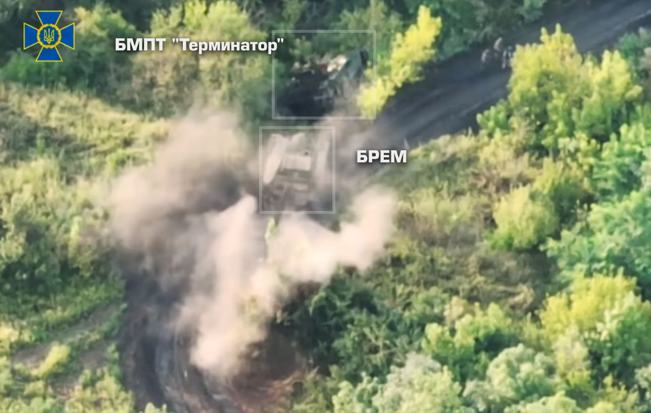 BMPT Terminator combat vehicle and BREM armoured recovery vehicle roared after defeat, The Security Service of Ukraine Showed How They Hunted for a Rare russian Combat Vehicel, Defense Express