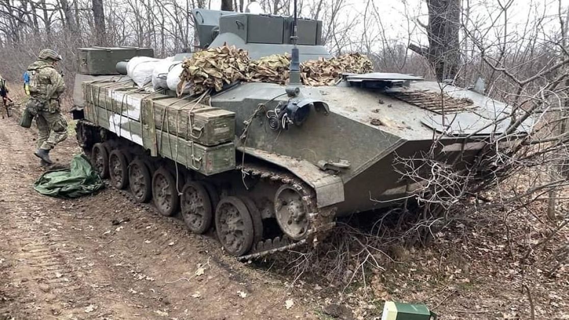 The russian 1В119 /1V119 «Реостат» fire control vehicle based on BTR-D, that became Ukrainian trophy