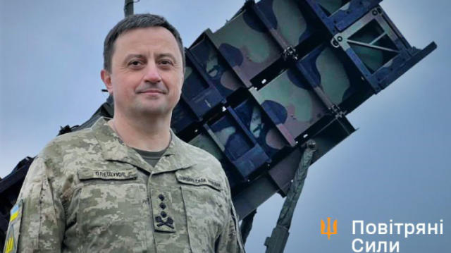 Ukrainian Air Force Commander Lieutenant General Mykola Oleshchukbehind showed Patriot System