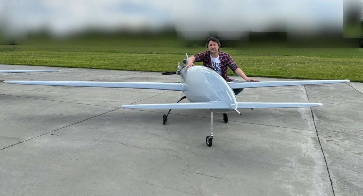 Ukrainian activist Serhii Prytula next to a Bober loitering munition