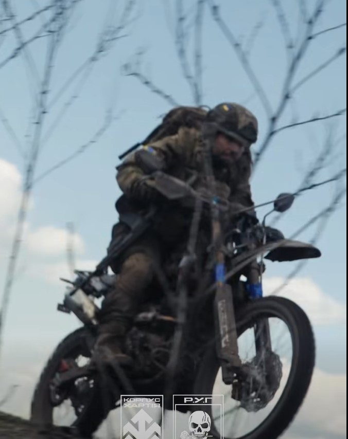 Ukrainian National Guard Breaks Through russian Defensive Positions Near Vovchansk (Video)