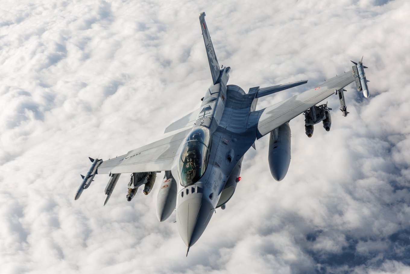 Can Ukraine Localize F-16 Maintenance If Such an Agreement Was Offered to the Philippines, F-16V of Royal Bahraini Air Force
