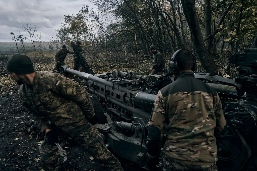 Artillery pieces like the M777s sent by the Pentagon gave Ukrainian soldiers a lifeline. Photo - Associated Press