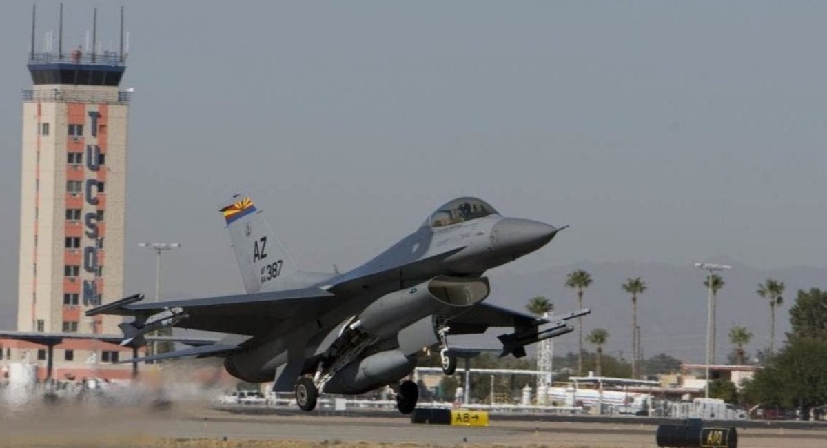 Fflight training of Ukrainian F-16 aircraft’s would take place at the Morris air national guard base in Tucson, Arizona, Defense Express