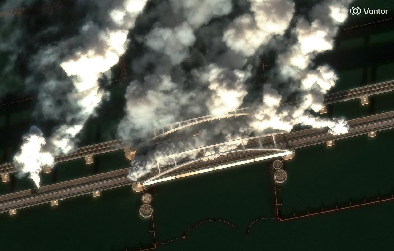 Smoke generators deployed on the Crimean Bridge, June 22, 2026