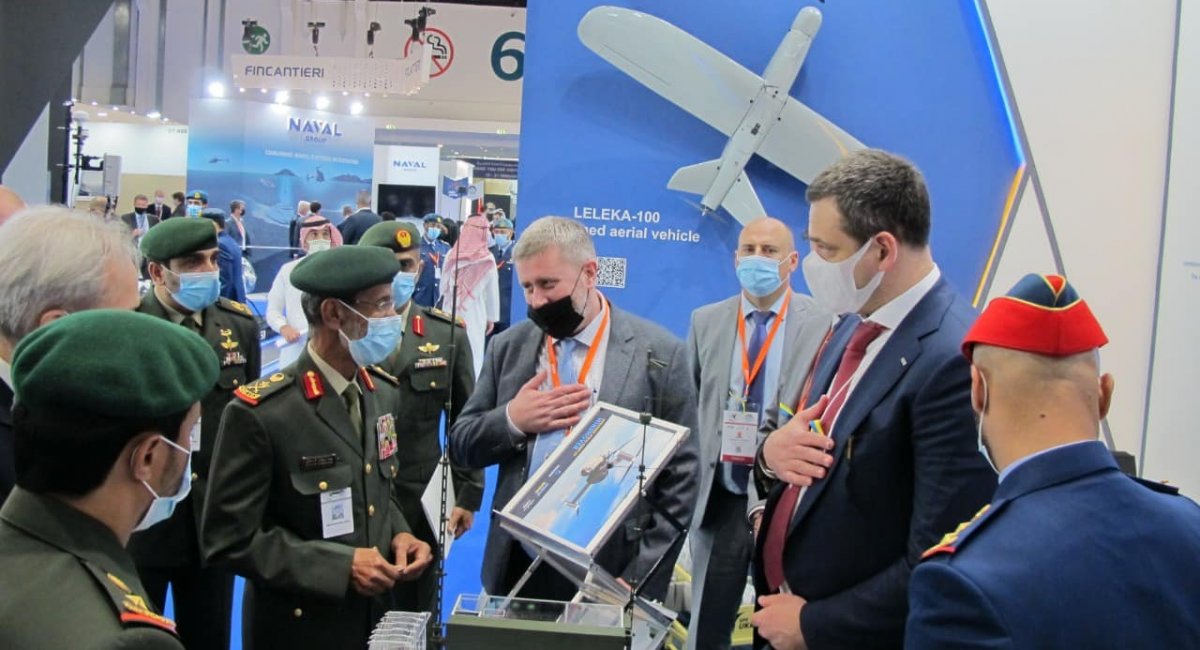 Defense Express / Ukrainian companies showcase innovative technologies in UAE / Russia is Losing Access to Czech UAV Technologies Due to Western Sanctions