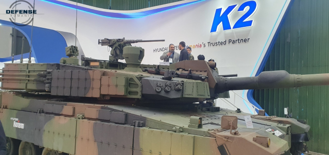 Demonstration of the K2 tank at the BSDA 2024 defense exhibition / Defense Express / South Korea is Ready to Repair Romanian Roads to Open Way for K2 Tank Supplies
