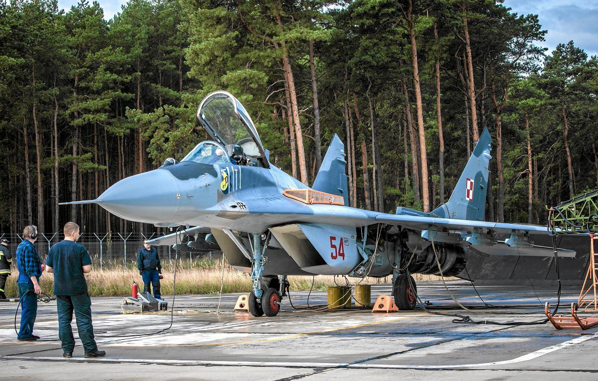 Polish MiG-29, One of the NATO Countries is Ready to Give the Poles a Eurofighter instead of the MiG-29 for Ukraine, But They Are Not Satisfied with This, Defense Express