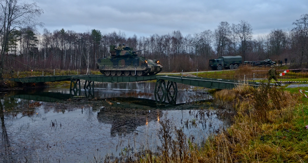 Estonian soldiers secure bridge sections across a river in Tapa, Estonia, November 11, 2015 Defense Express United States Announces $375 Million Defense Assistance Package for Ukraine: Ammunition, Equipment and Other Vital Assistance