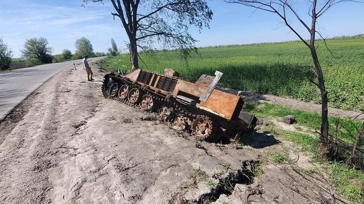 Ukrainian armed forces destroyed rare BMO-T armored transporter for specialized flamethrower squads, Ukrainian Military Destroyed Rare russian Flamethrower Operators' Heavy Armored Vehicle, Defense Express