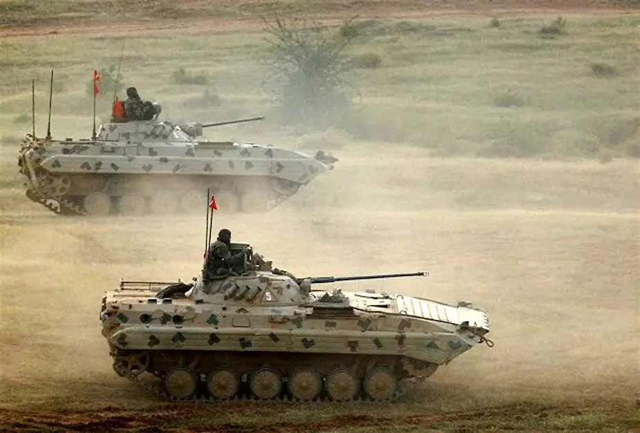BMP-2 of the Indian Army / Defense Express / India Looked at Ukraine and Came Up With Own Anti-Drone Protection For BMP-2: Airbust Shells