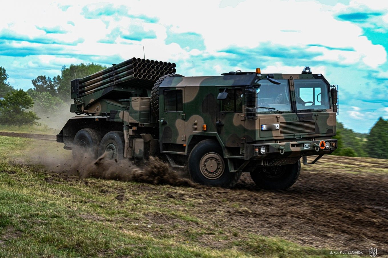 WR-40 Langusta MLRS. Photo: 1st Masurian Artillery Brigade / Defense Express / Polish Langusta Upgrade Shows How to Increase Range of BM-21 Grad MLRS to 70 km and Why It Matters