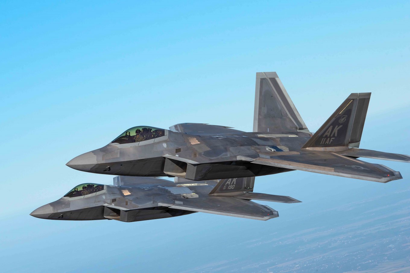 How Many Billions Will the F-22 Program Cost By 2030 And What Will Happen If 32 Aircraft Are Not Eventually Decommissioned, Defense Express, war in Ukraine, Russian-Ukrainian war