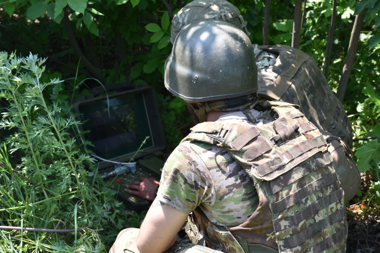Illustrative photo: Ukrainian Stugna-P operators can hide in a safe place while controlling thelauncher from a distance / Photo credit: 14th Mechanized Brigade of the Armed Forces of Ukraine