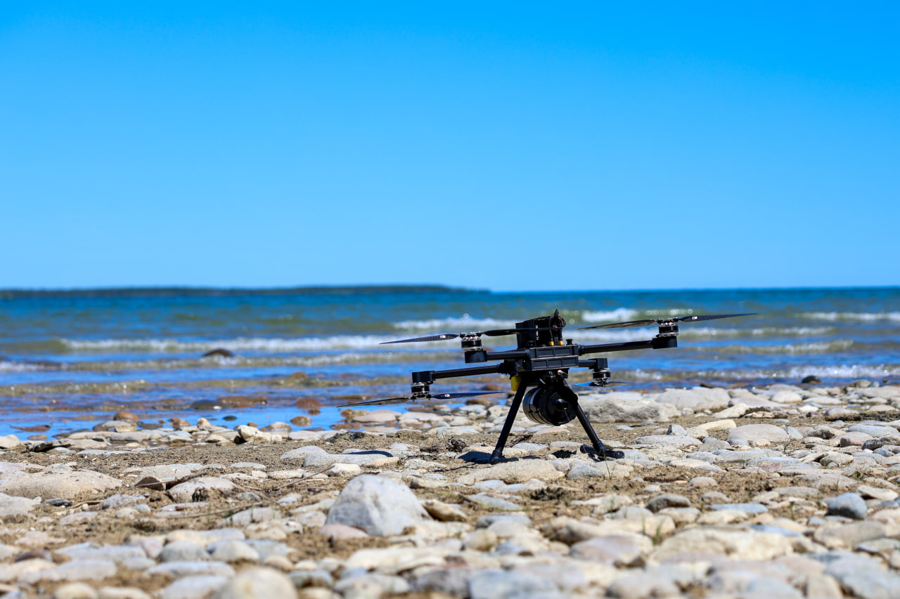 Fiber-optic-tethered FPV drone in U.S. naval trials