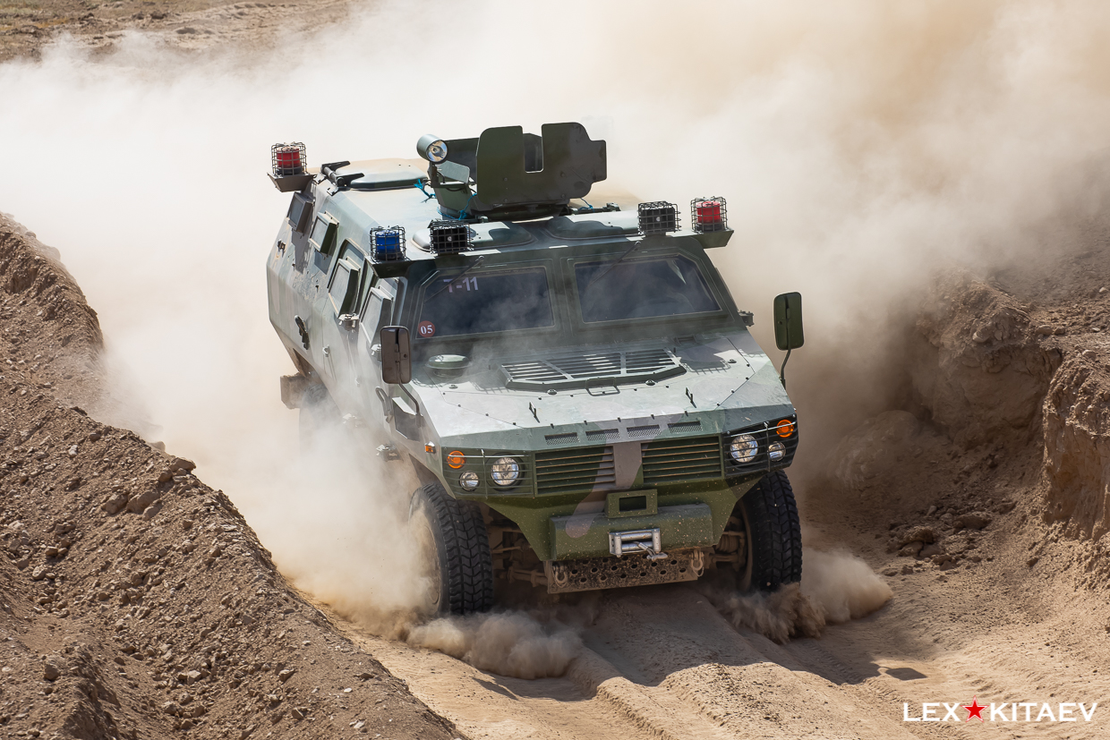 Chinese China Tiger armored vehicle, Kadyrovites Flaunted Chinese Armored Vehicles, Did China Start Supplying Weapons to Russia, Defense Express