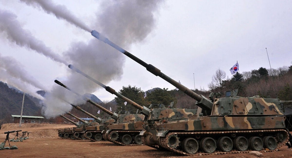 Hệ thống pháo tự hành K9 Thunder / Defense Express / Hàn Quốc có 3,4 triệu quả đạn pháo 105mm, mọi người sẽ được hưởng lợi nếu một số tới Ukraine