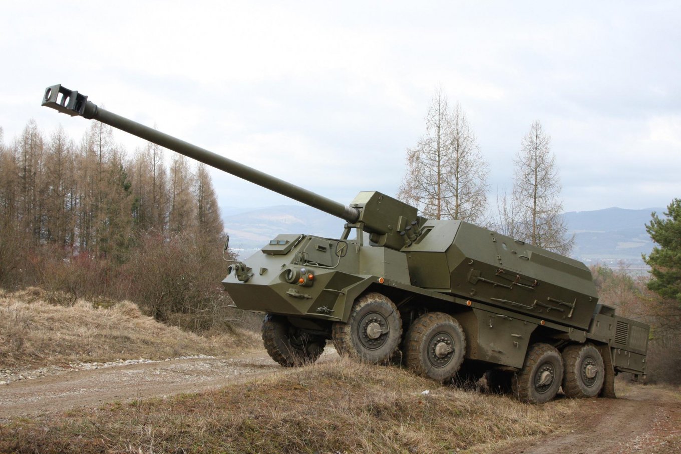 Zuzana 2 155mm Wheeled Self-propelled Howitzers