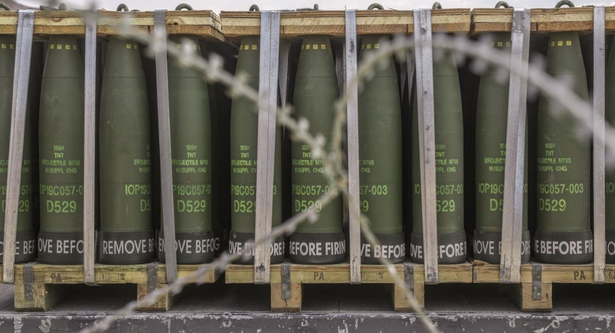 Illustrative image Defense Express Defense Express’ Weekly Review: russian Forces Limit Their Use of Equipment in Pokrovsk, the U.S. Resumes Explosives Production, Satellite Imagery Reveals russia’s R-30 Bulava Nuclear Missile Preparations