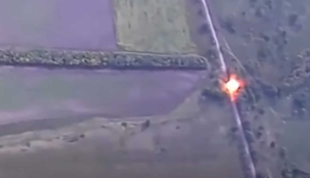 The M270 MLRS Destroys russian Columns, Artillery Systems and Enemy Rocket Launchers in Ukraine (Video), Defense Express, war in Ukraine, Russian-Ukrainian war