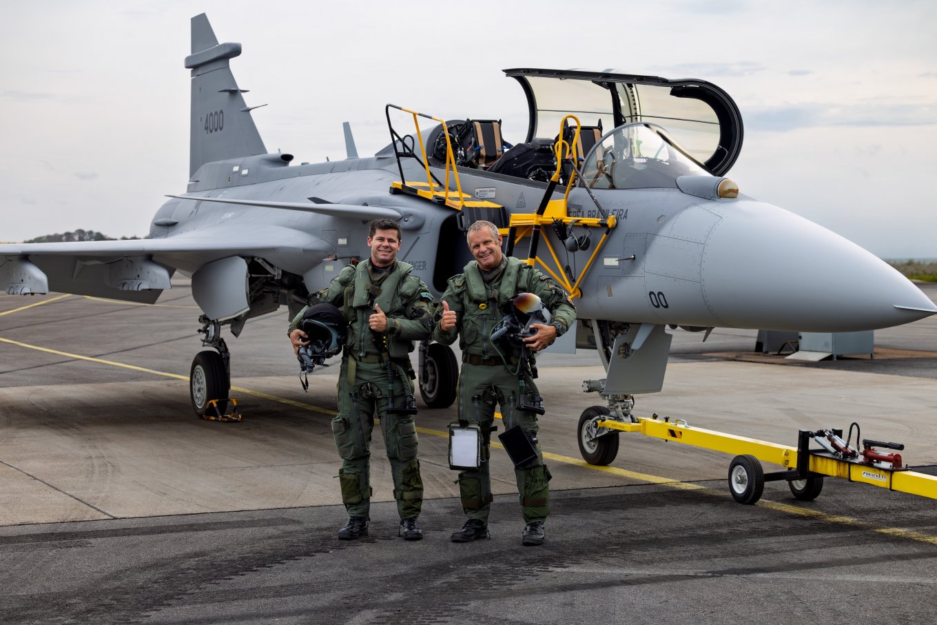 The first flight of Gripen F two-seat fighter jet was conducted by Saab chief test pilot Jakob Högberg and Brazilian Air Force test pilot Lieutenant Colonel Aviator Abdon de Rezende Vasconcelos, Saab Flies Gripen F for the First Time: What Is This Version, Why Does It Matter for Ukraine?