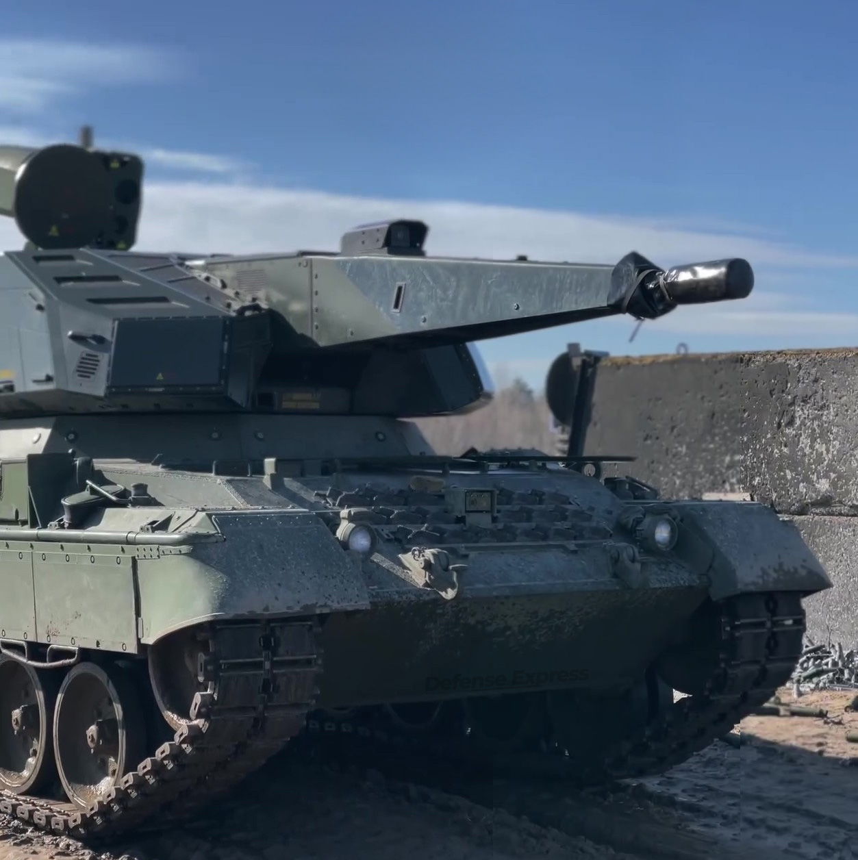 Rheinmetall Develops Automatic Reloading System for Skyranger 30 to Counter Shahed Drones More Effectively