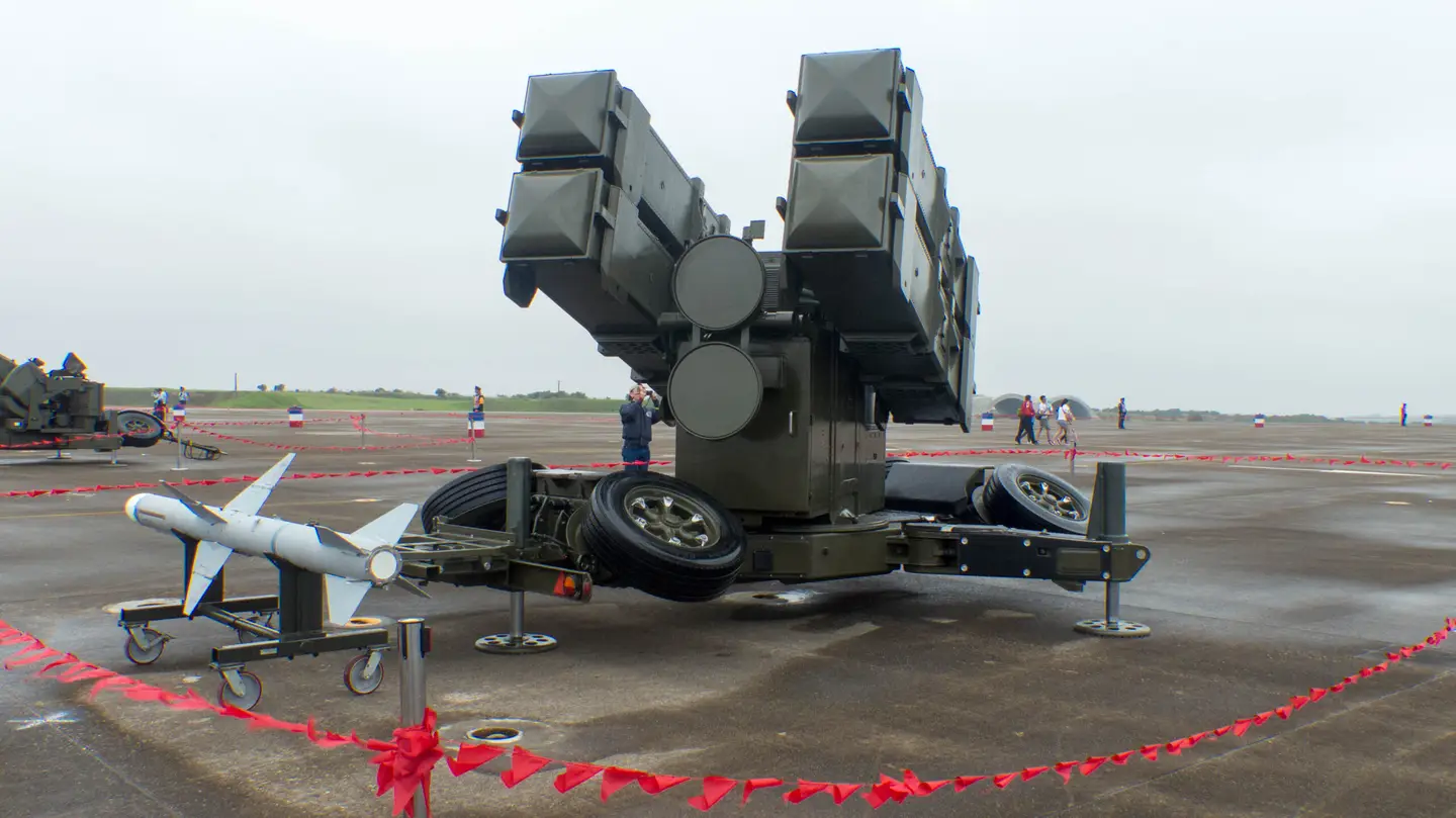 The Aspide anti-aircraft missile system of the Armed Forces of Taiwan (Republic of China), equipped with a Sea Sparrow missile, US Media Told What Purpose Ukraine Need Sea Sparrow Missiles For,Defense Express