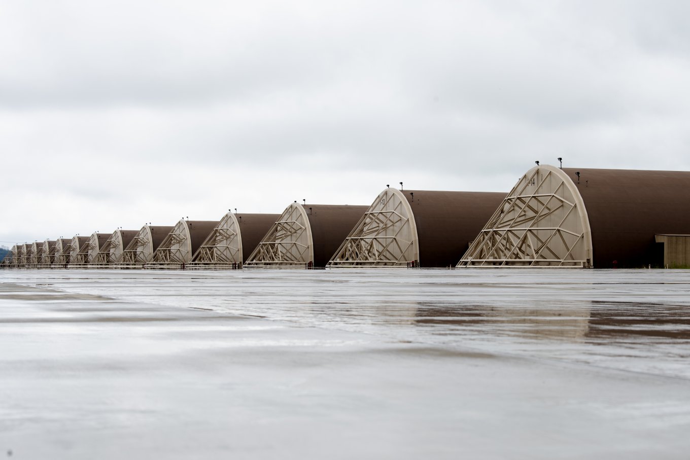 Aircraft shelter at one of American airbases / Photo credit: U.S. Air Force