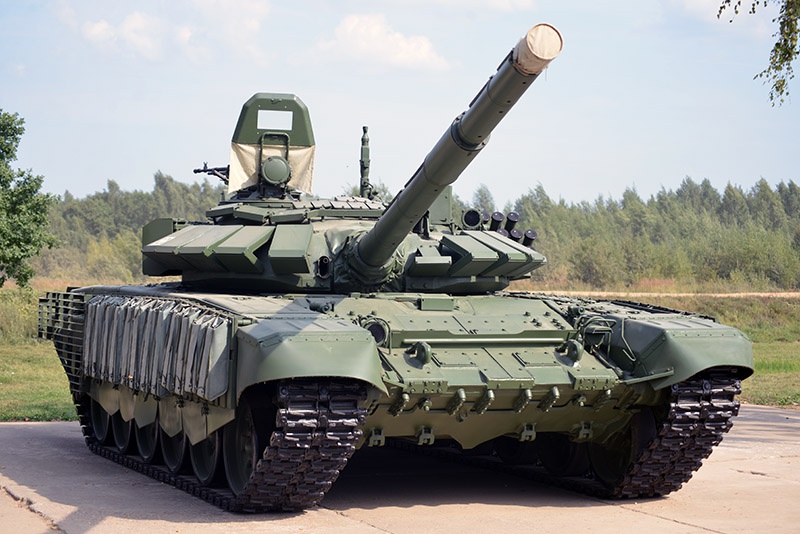 Russia’s Bizarre Reactive Armor: Barbeque Cages and Side Bags Really Help?, Defense Express, war in Ukraine, Russian-Ukrainian war