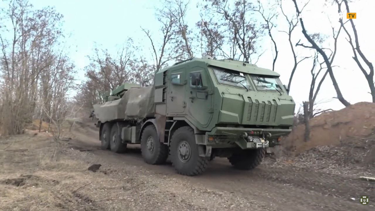 New 2S22 Bohdana 155 mm self-propelled howitzer Defense Express The 44th Brigade Showed New Bohdana Howitzer that Features Drone Protection, Semi-Automatic Loading, and Small Arms Integration