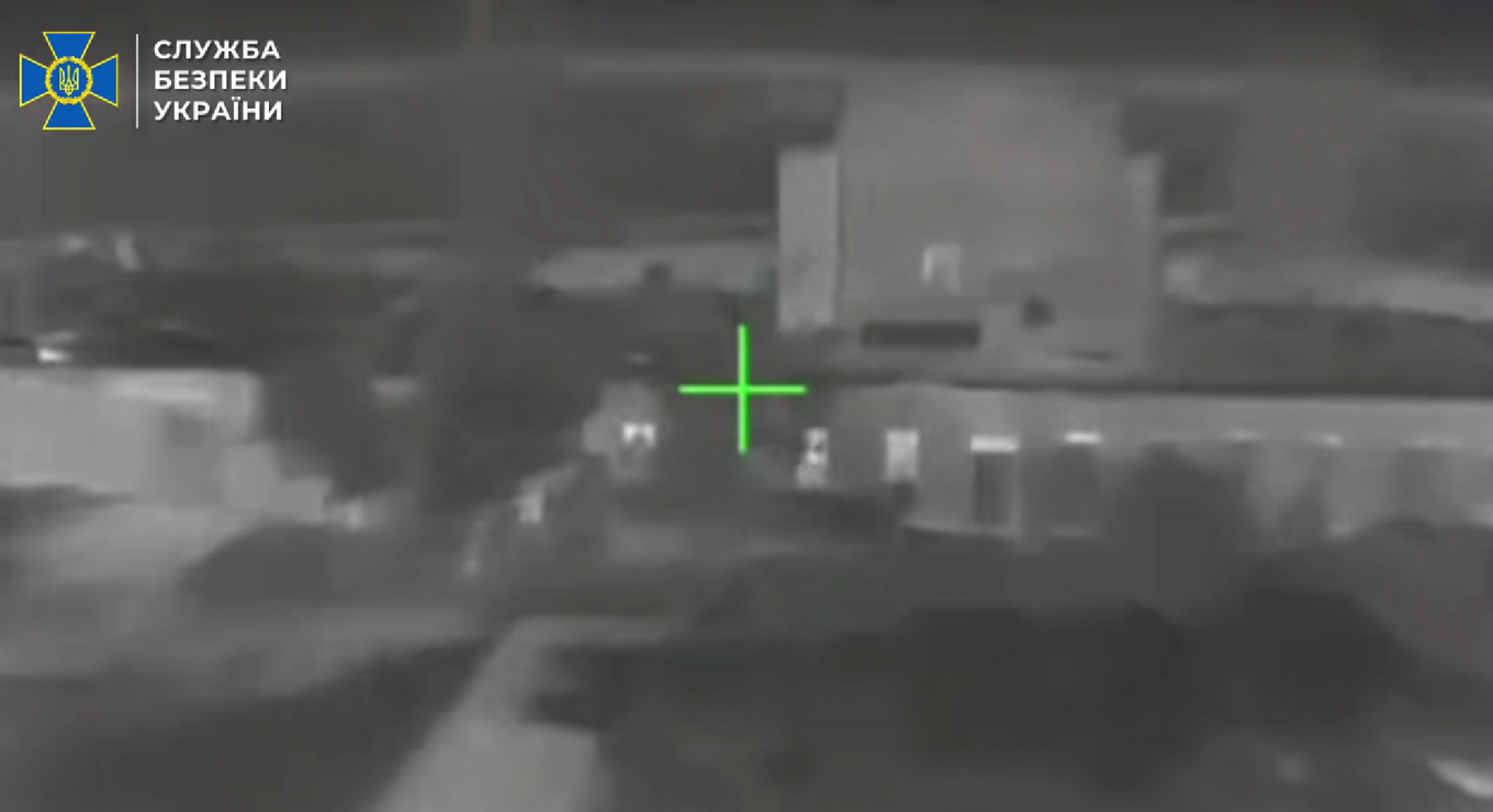 SSU Delivers Precision Strikes on russian Occupiers' Depots and Bases (Video), Defense Express