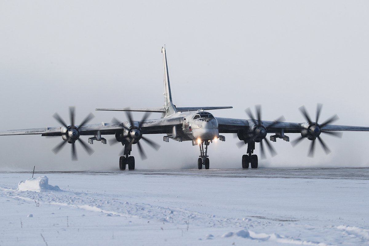 The Tu-95MS strategic bomber with a hardpoint for the Kh-101 cruise missile Defense Express