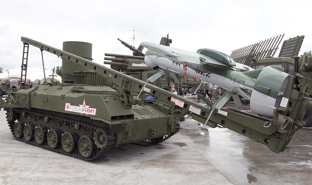 Demonstration of a Pchela-1 drone launched from a BMD-1 chassis during the Armiya-2017 forum