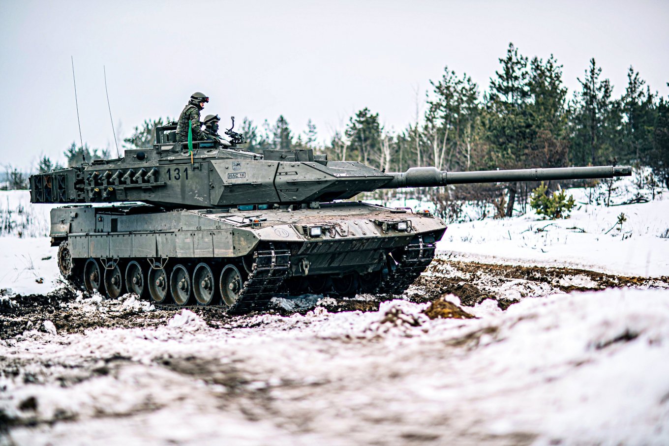 Với 20 chiếc Leopard 2 được hứa hẹn cung cấp cho Ukraine, Tây Ban Nha trở thành nhà tài trợ lớn nhất, còn bao nhiêu chiếc nữa trong kho, Defense Express