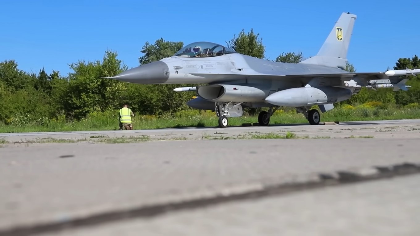 Ukrainian Air Force F-16 fighter / Defense Express / Ukrainian Patriots, F-16s, and Mirages to Join NATO's 