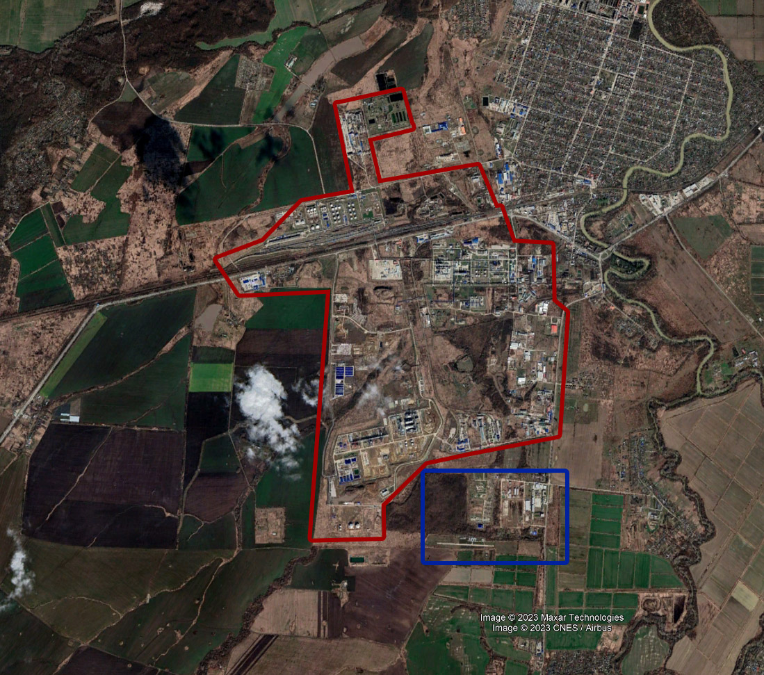 The Afipsky Oil Refinery and the positions of 90th Anti-Aircraft Missile Brigade / Defense Express / Ukraine Successfully Strikes a russian Oil Depot Stationed Next to a Major Air Defense Base