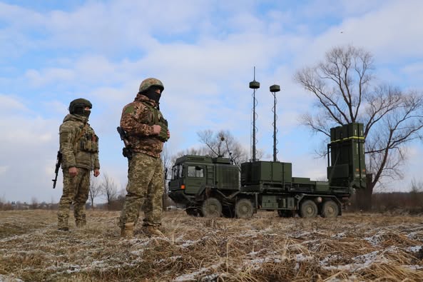 IRIS-T SLMs Reportedly Intercept Ballistic Missiles in Ukraine — But Are Expectations Too High?, Defense Express
