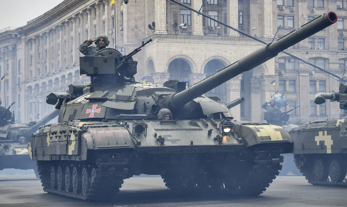 T-64BM Bulat tank during the Independence Day parade in Kyiv, 2016, Defense Express
