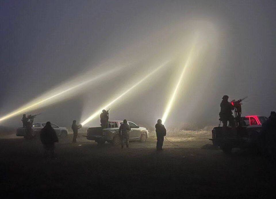 A Ukrainian air defense mobile fire group awaits a Shahed-136 to intercept in thick fog / Defense Express /