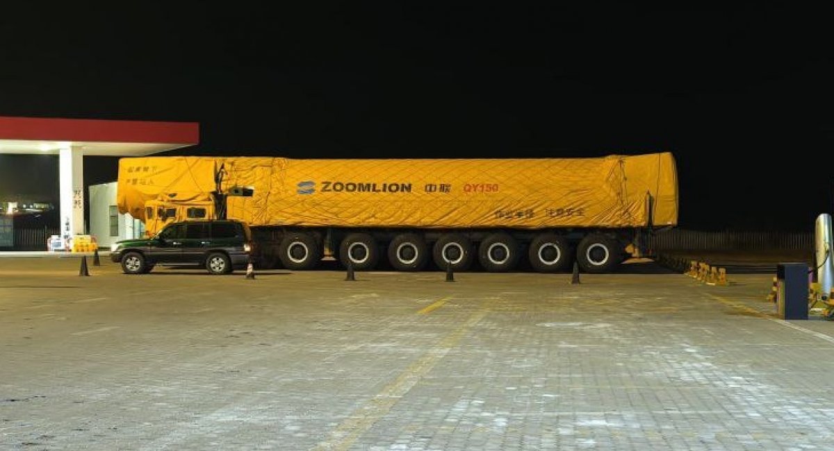 Camouflaged Dongfeng intercontinental ballistic missile launcher