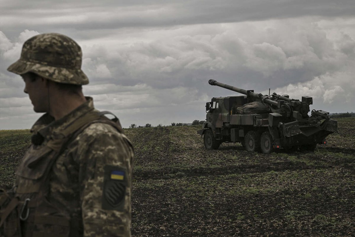 CAESAR self-propelled artillery system in Ukraine / Defense Express / France Revealed CAESAR Losses in Ukraine and Its Performance Compared to PzH2000 and Archer