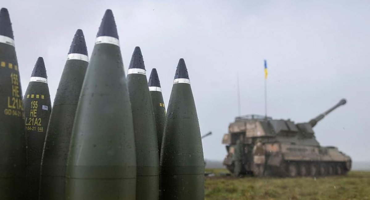 Illustrative photo: 155mm artillery rounds used in training of Ukrainian soldiers in the UK