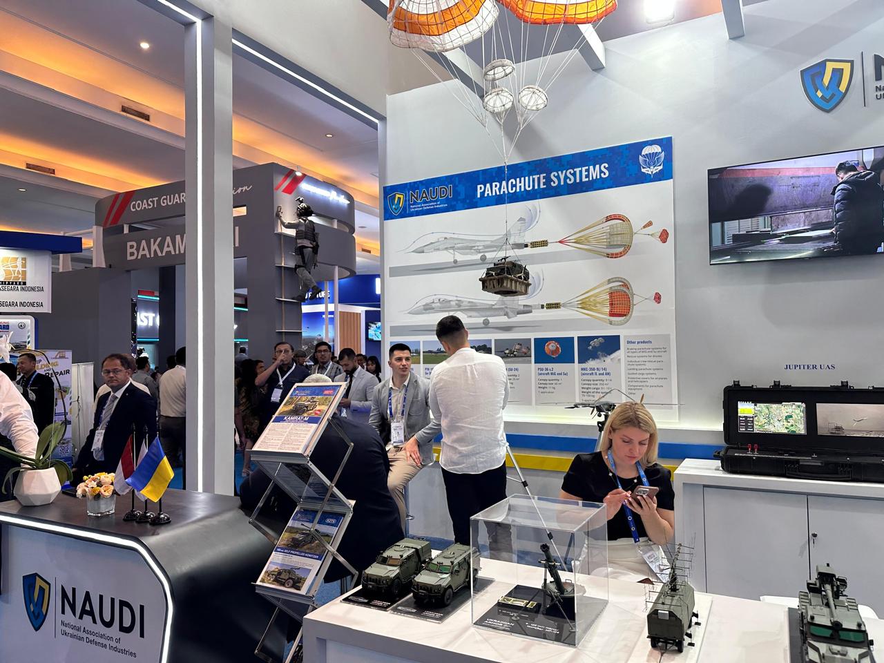 NAUDI booth at the Indo Defence Expo Forum in Indonesia / Defense Express / Ukraine's Most Eye-Catching Weapons at the Indonesia Expo – and the Role of Operation Spider Web in Their Global Appeal