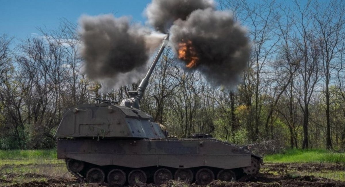 The PzH 2000 howitzer Defense Express Germany May Supply the Taurus Missiles to Ukraine If russia Rejects Ceasefire, Keeping All Operational Details Under Wraps
