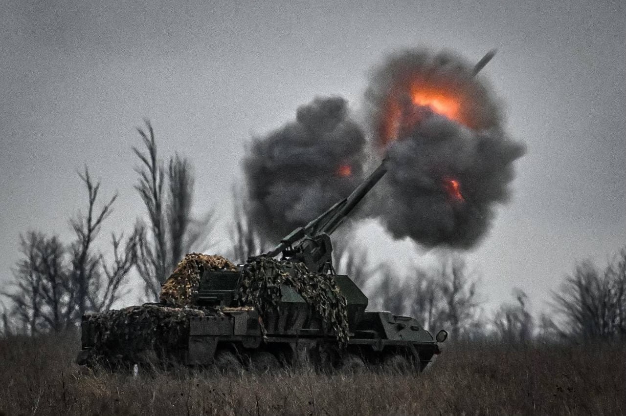 Ukrainian Dana howitzer firing at russian positions, February 2024, 110th mechanized brigade